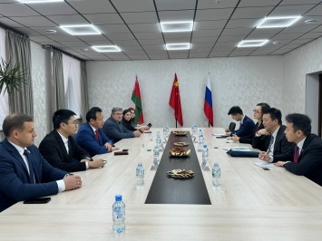 一带一路丨中国驻俄罗斯大使馆公使刘军走访慰问西保集团在俄企业